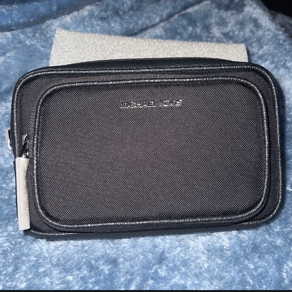 Michael Kors Mens (unisex) Belt Bag